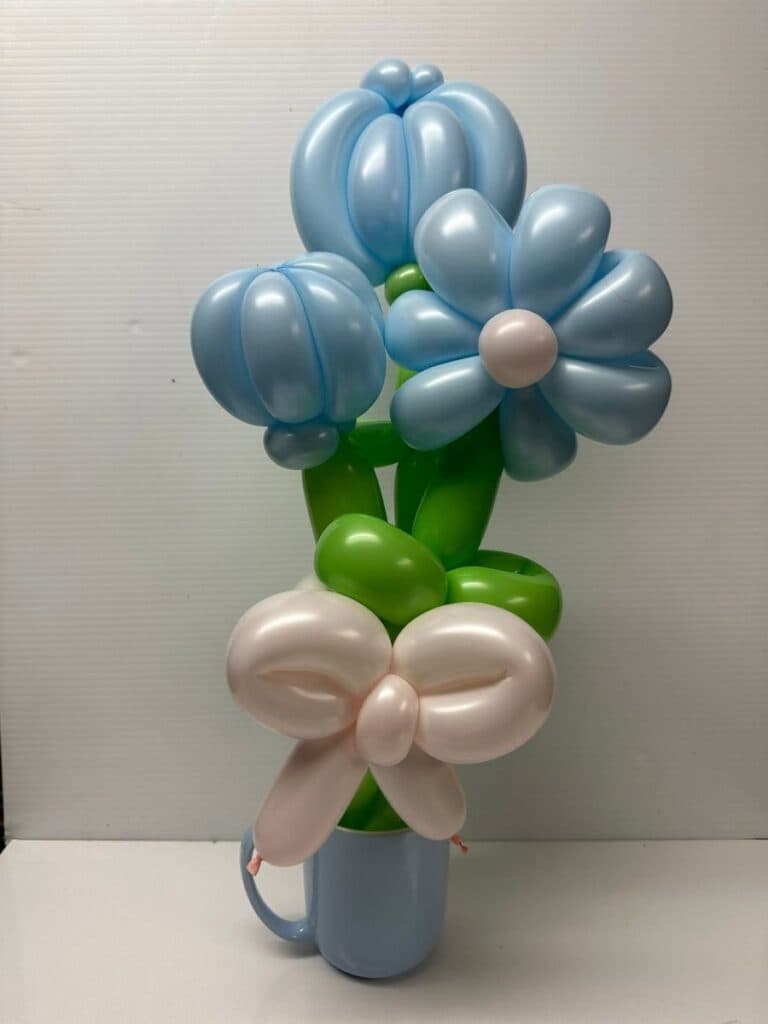 Ray's Balloons logo