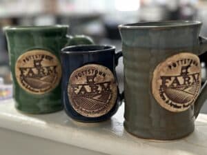 Mudslingers Pottery Logo