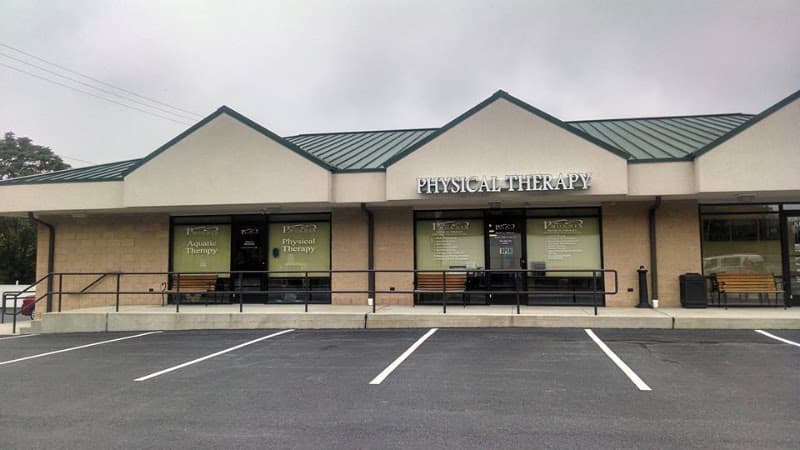 Phoenix Physical Therapy logo