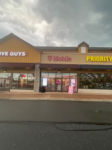 T-Mobile logo