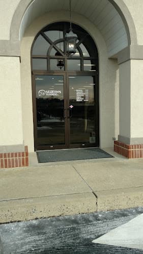 Martins Flooring Denver Logo