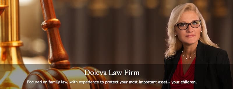 Doleva Law logo