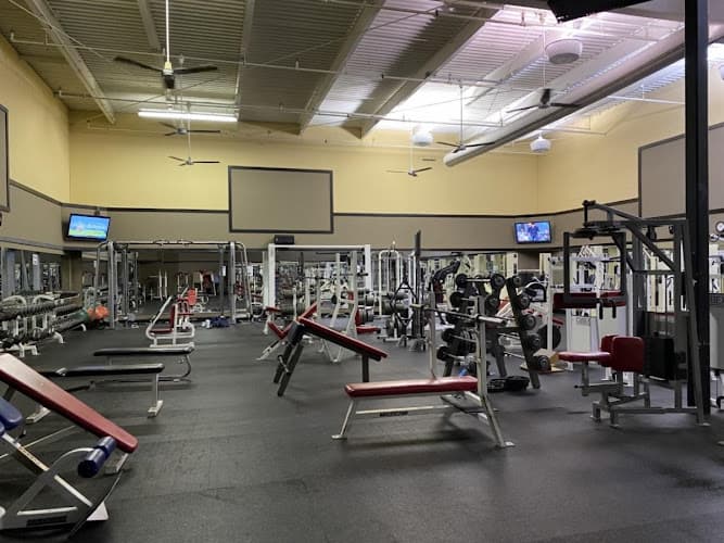 Colonial Fitness Center logo