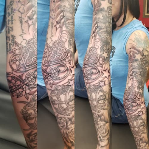 INKjection tattoo & body piercing.LLC logo