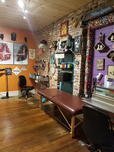 Creative Vibes Tattoo Studio logo