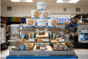 Auntie Anne's logo