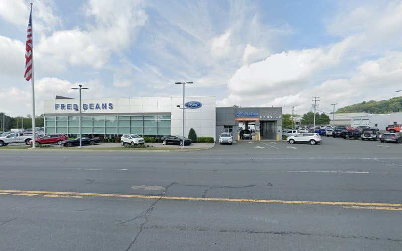Quick Lane at Fred Beans Ford of Boyertown logo