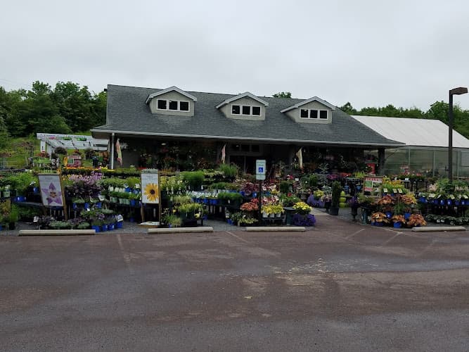 Achin' Back Garden Center logo