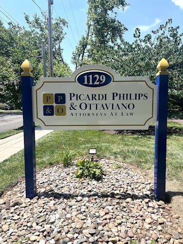 Picardi Philips & Ottaviano logo