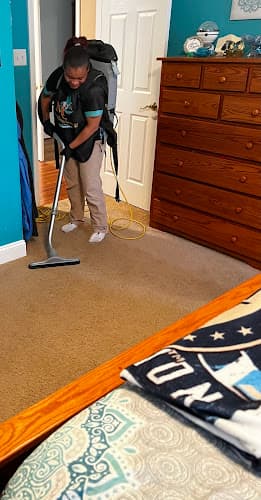 Mery's Cleaning Services LLC. Berks county PA. logo