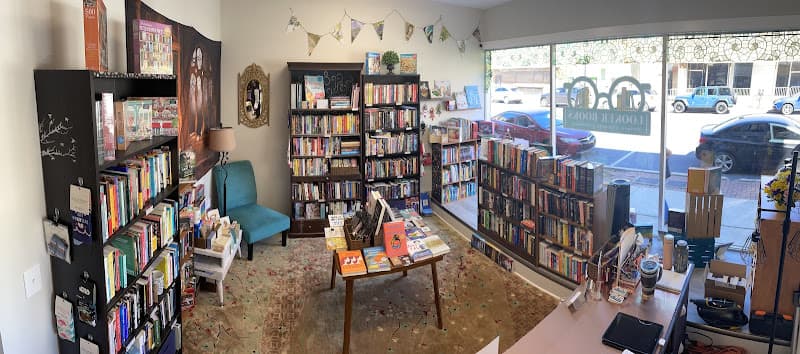 Looker Books logo