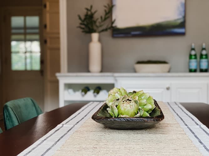 Farmhouse Staging & Co. logo