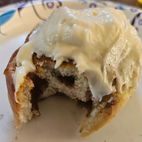 Mama Donna's Bakery logo