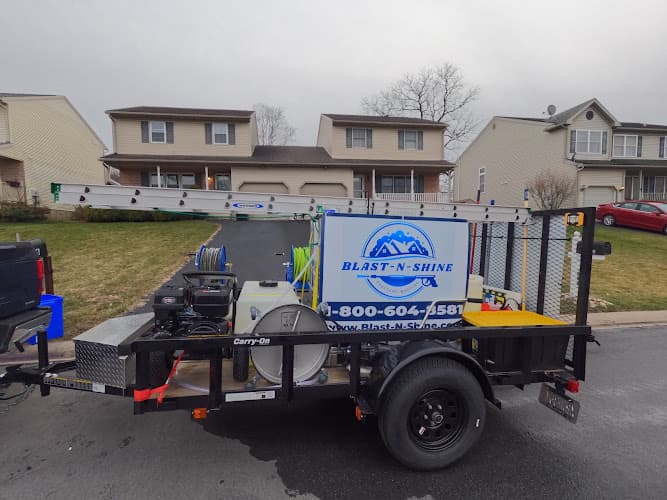 Blast- N- Shine Pressure Washing logo