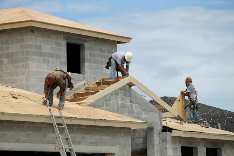 Menjívar Construction Inc logo