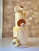 Fresh cake by Suzy logo