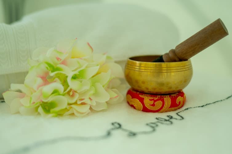 Skin Care by Glenda Reyes | Skin Care & Facial Spa City of Reading logo
