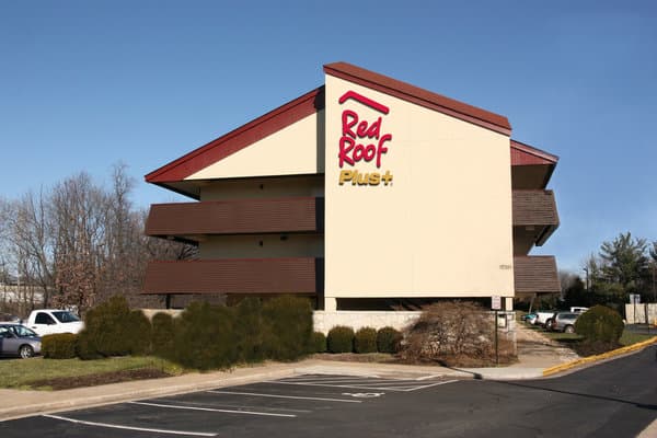 Red Roof PLUS+ Pittsburgh East - Monroeville logo