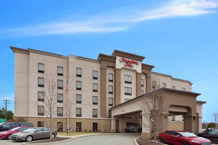 Hampton Inn Waynesburg logo
