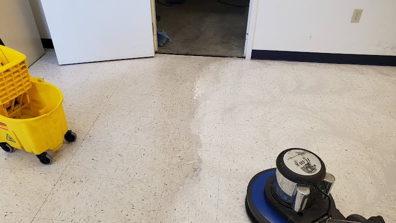 TnT Home and Business Cleaning Service LLC logo