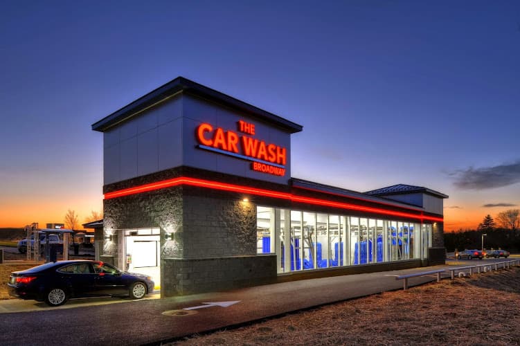 Car Wash on Broadway logo