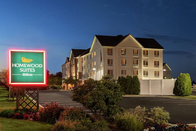 Homewood Suites by Hilton Allentown-West/Fogelsville, PA logo