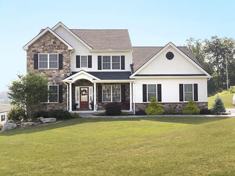 R & K Custom Homes logo