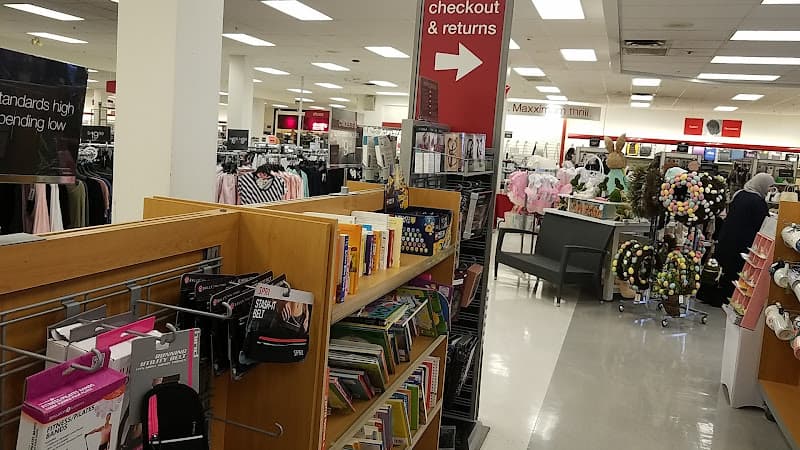 T.J. Maxx & HomeGoods logo