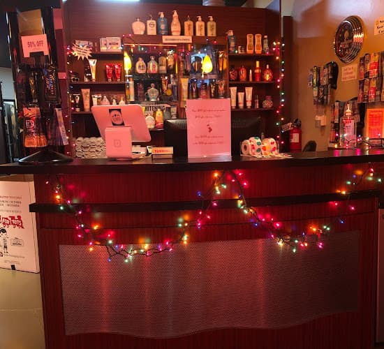 Paradise Tanning logo