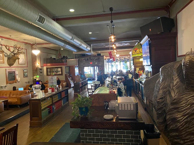 Brewskis Coffee & Bar logo