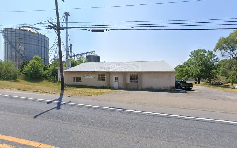 Rich Klines Auto Body Shop logo