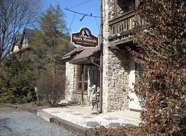Hawk Mountain Bed & Breakfast logo