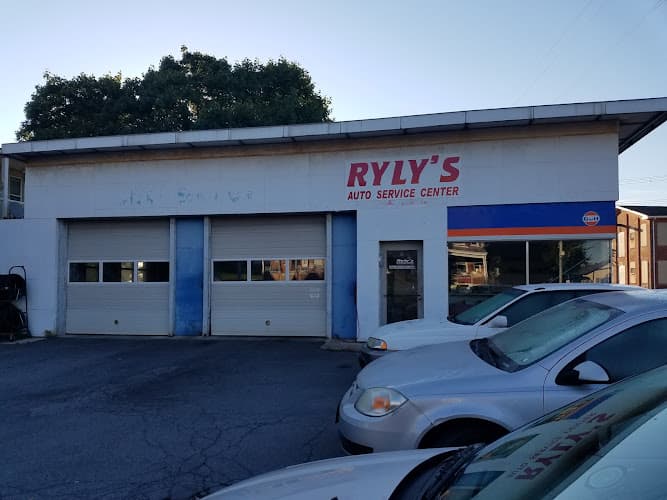 Ryly's Service Center logo