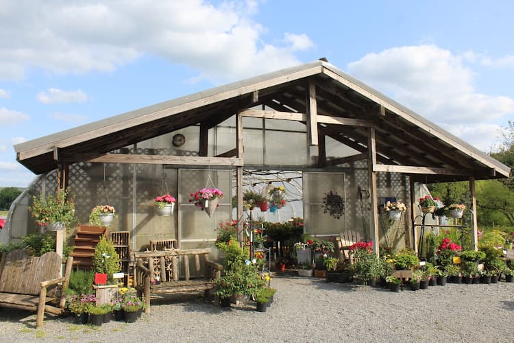 Meadow View Farm logo