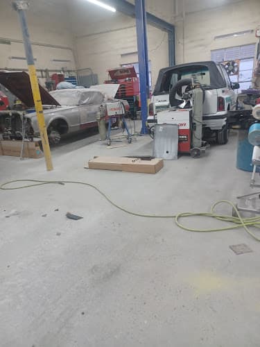 Stitizer Auto Body logo