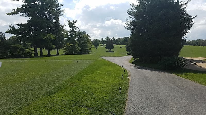 Rich Maiden Golf Course logo