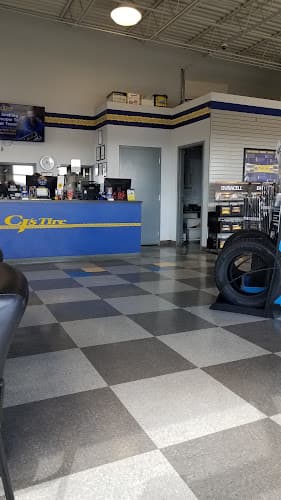 CJ's Tire & Auto Logo