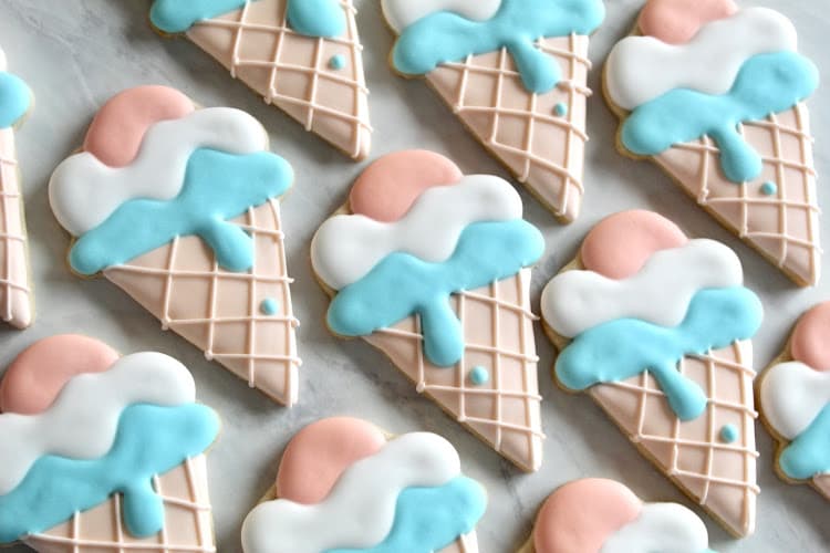 Sugar and Sprinkles by Michelle logo