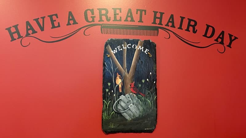 Heather's Shear Expressions logo