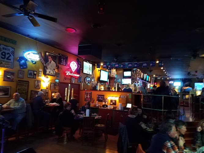 Cousin's Pub & Co