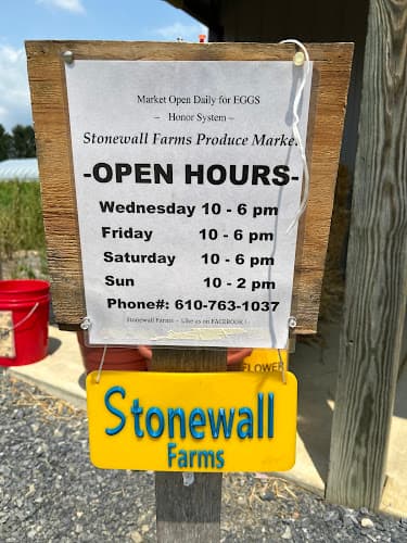 Stonewall Farms logo