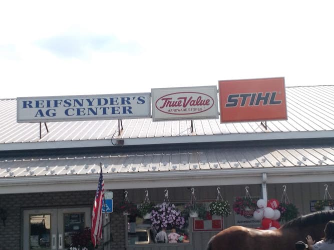 Reifsnyder's Ag Center logo