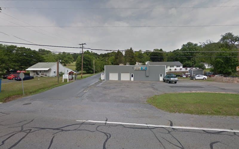 Werner's Auto Body Shop logo