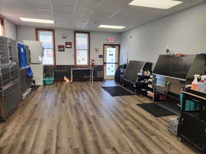 The Fur Haus, LLC logo