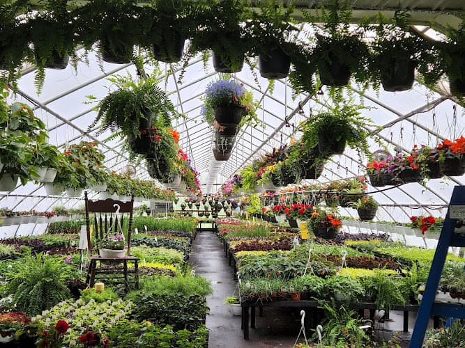 Frey's Garden Center logo