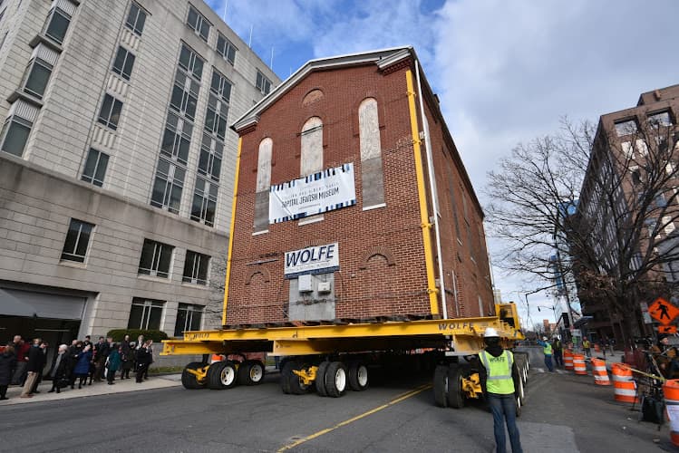 Wolfe House & Building Movers, LLC.