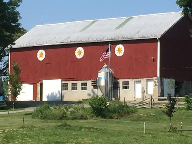 Castanea Farms LLC logo