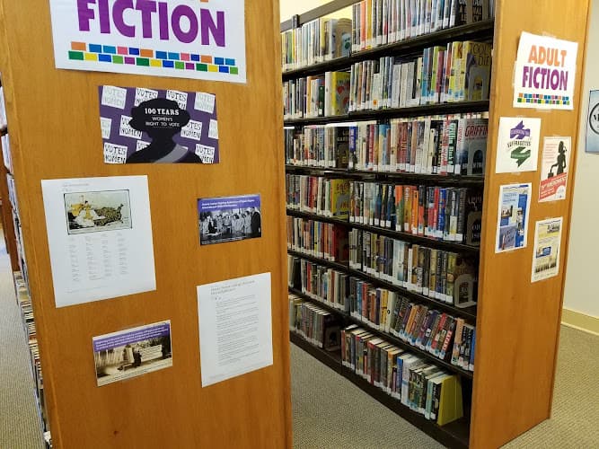Womelsdorf Community Library logo