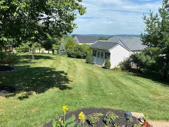 CRS Landscaping logo