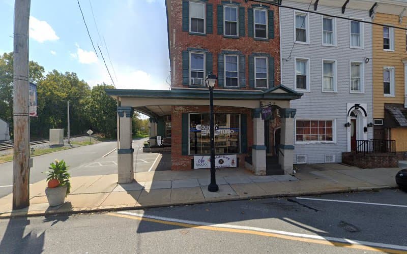 Debbie Dunkelberger Massage logo